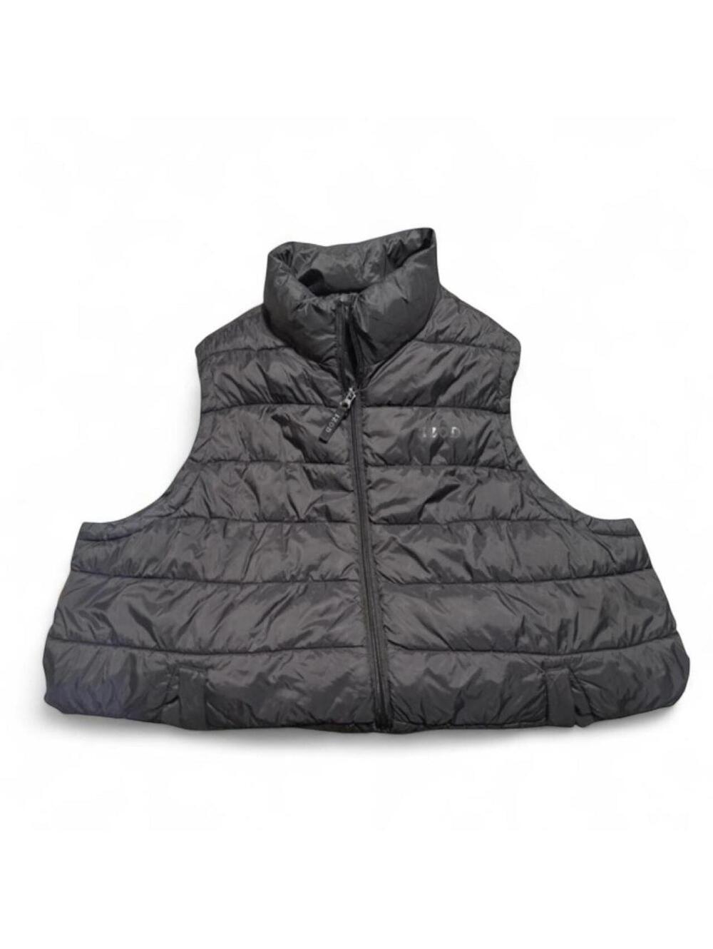 Men’s IZOD puffer vest in perfect shape